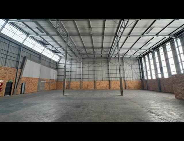 784M² WAREHOUSE TO LET IN LINBRO PARK